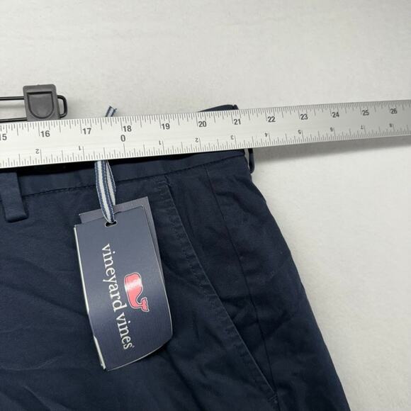 Vineyard Vines Shorts Men's 42 Blue Navy Chino Khaki Altered Breaker Golf NEW - Picture 3 of 11
